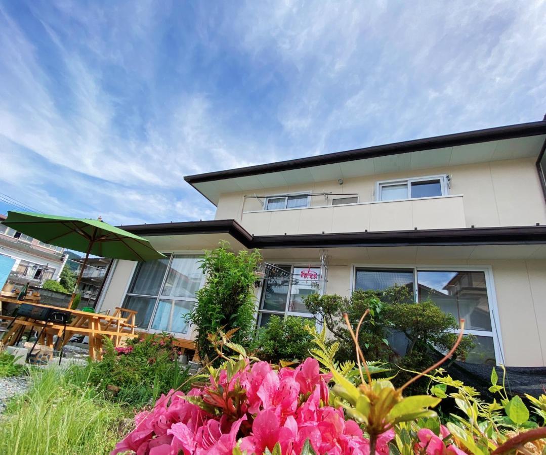 安野月江苑 Anno Gekkouen Fuji Villa ฟูจิโยชิดะ ภายนอก รูปภาพ